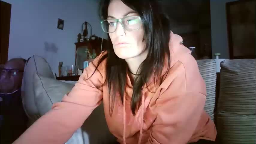 lolahueso Adult Chat December 22, 2025