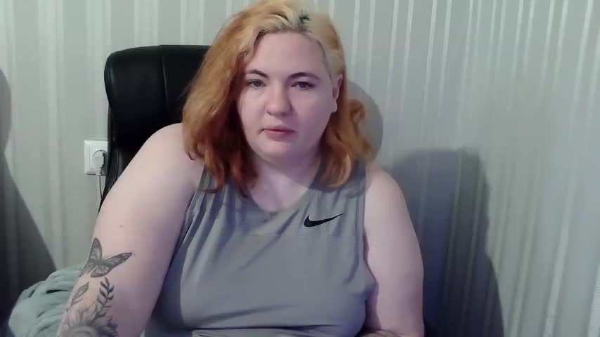 XLisaBlueX Adult Chat December 22, 2025