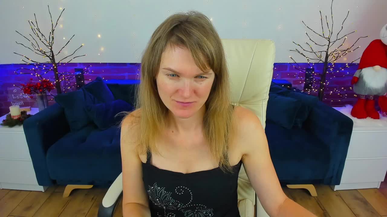 Annabel-xxx Adult Chat December 23, 2025