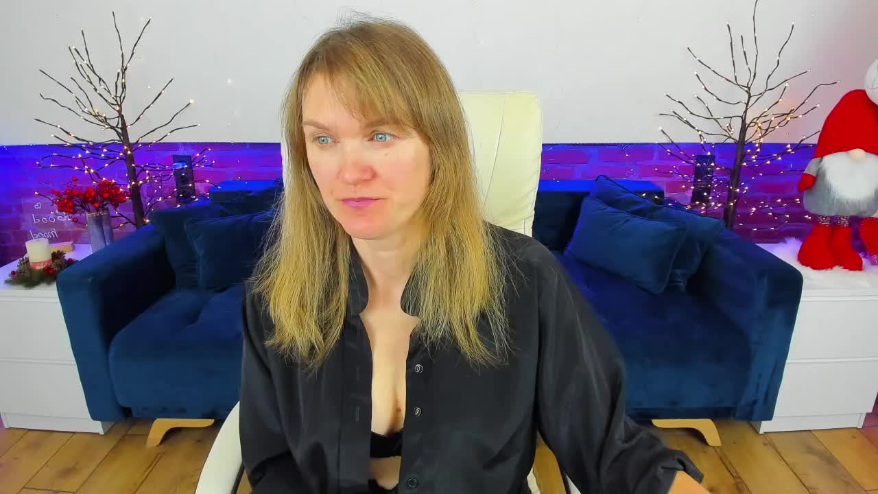 Annabel-xxx Adult Chat December 23, 2025
