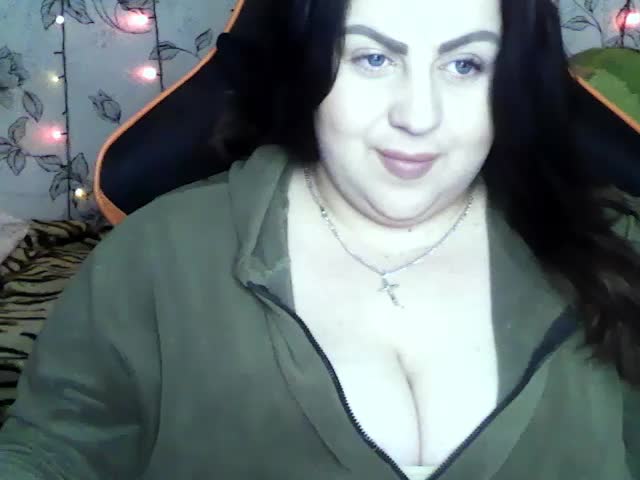 Ruby-Lorrie Adult Chat December 23, 2025