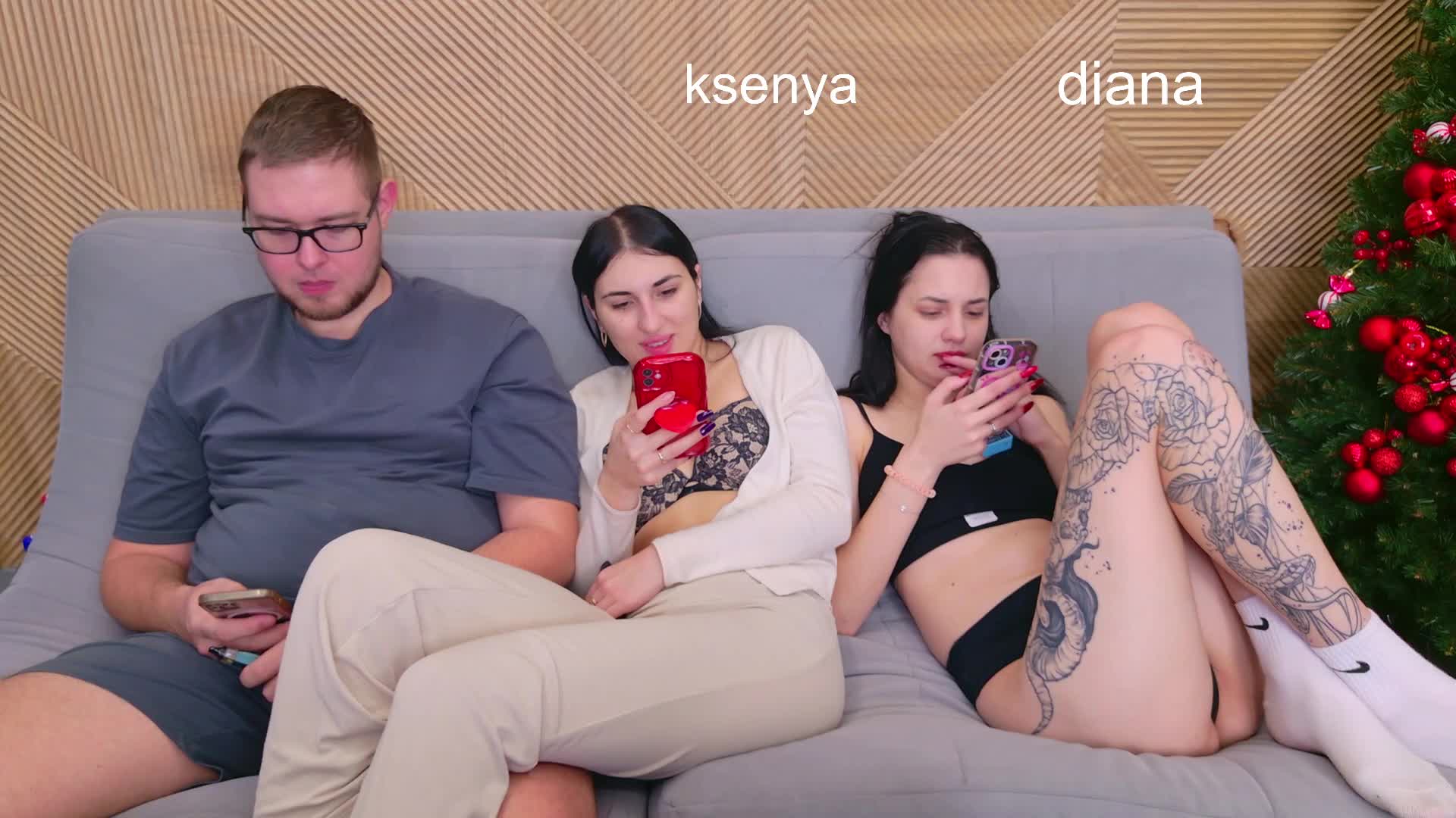 WebcamSlut Adult Chat December 23, 2025