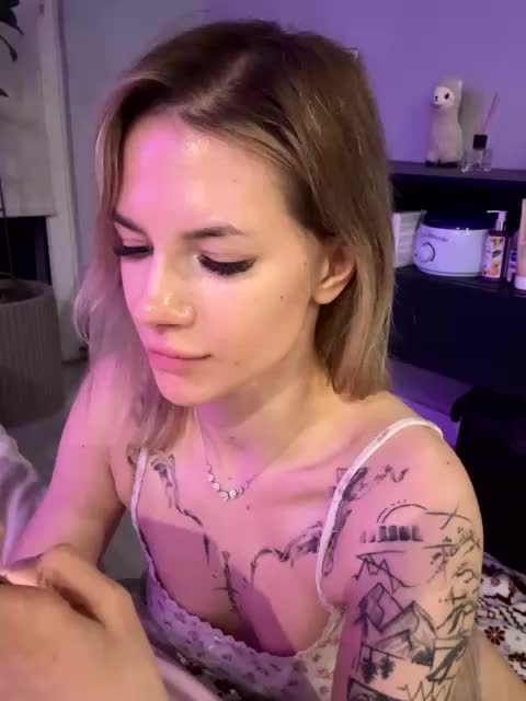 Millashaa Adult Chat December 23, 2025