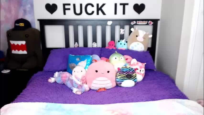 mackenziewolfe Adult Chat December 23, 2025