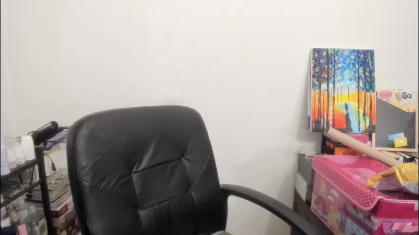 artsyandcraftsy_ Adult Chat December 23, 2025