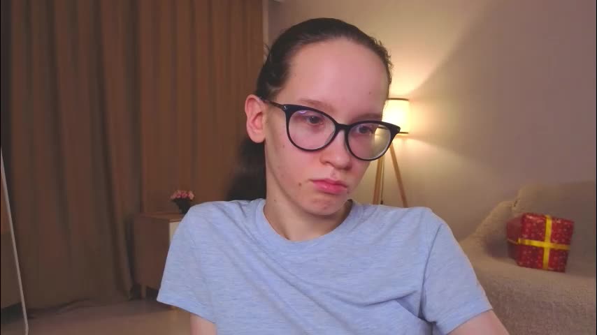 lynettebails Adult Chat December 23, 2025