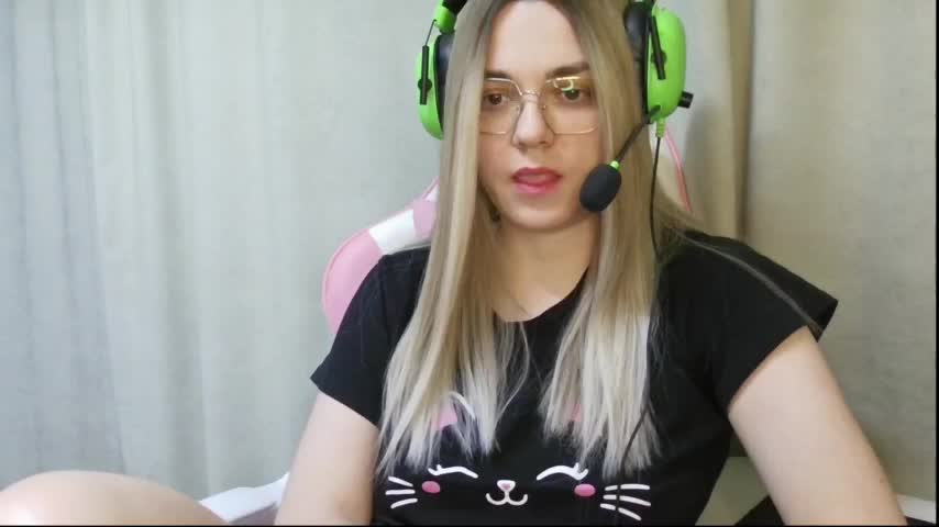 RuthSimp Adult Chat December 23, 2025