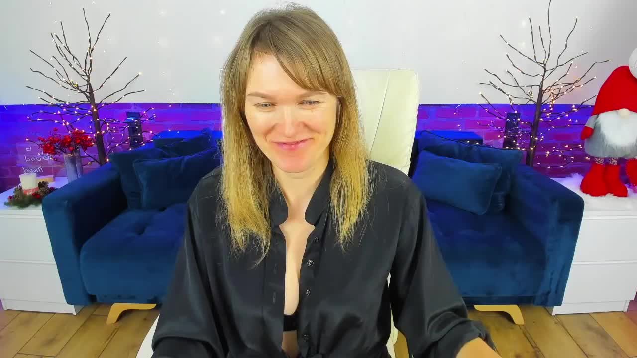 Annabel-xxx Adult Chat December 23, 2025