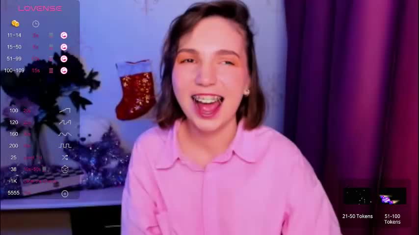 kindhazelhere_ Adult Chat December 23, 2025