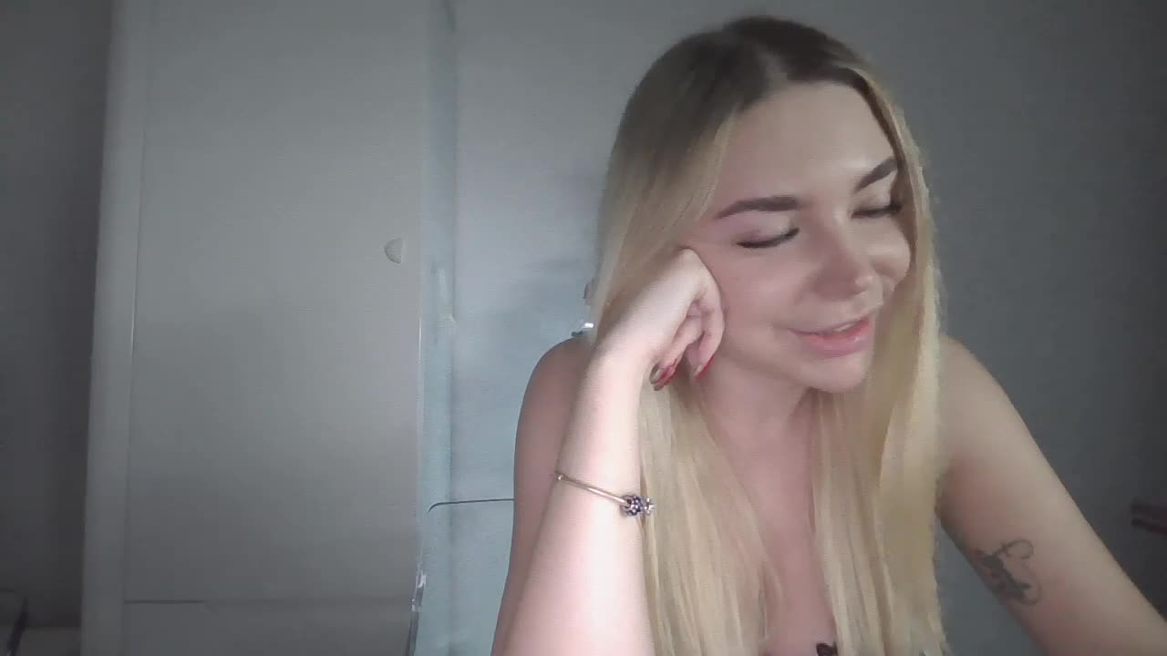 pinkpanther8899 Adult Chat December 23, 2025