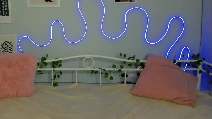 missfoxytease Adult Chat December 23, 2025