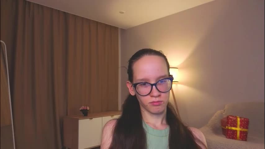 lynettebails Adult Chat December 23, 2025