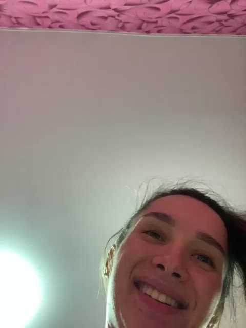 Queen-of-squirt Adult Chat December 23, 2025