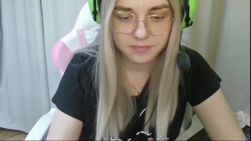 RuthSimp Adult Chat December 23, 2025