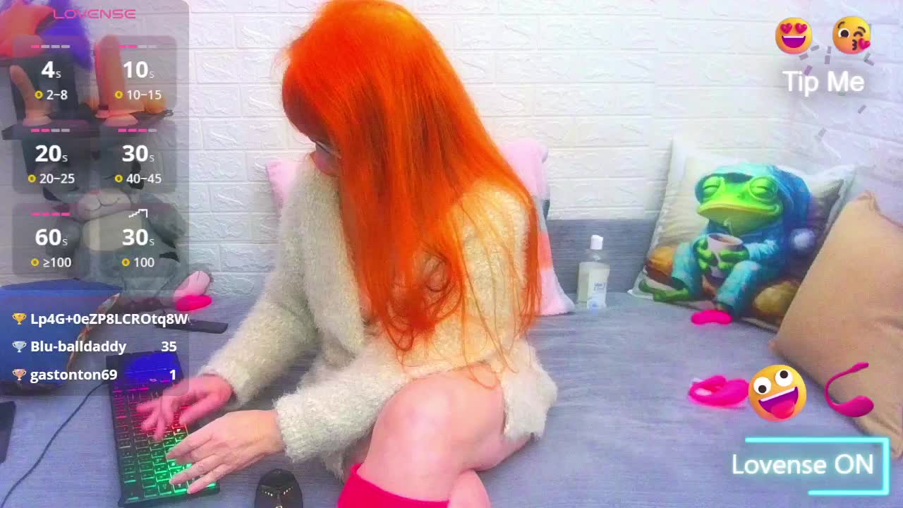 FoxyMature Adult Chat December 23, 2025