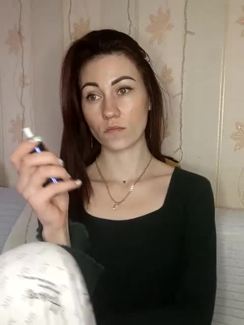 -Feral-Berry- Adult Chat December 23, 2025