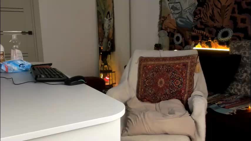 elektranoe Adult Chat December 23, 2025