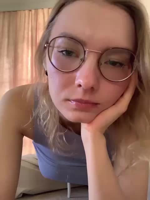 -Nezukoo- Adult Chat December 23, 2025