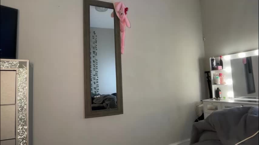 sophiasecretsx Adult Chat December 23, 2025