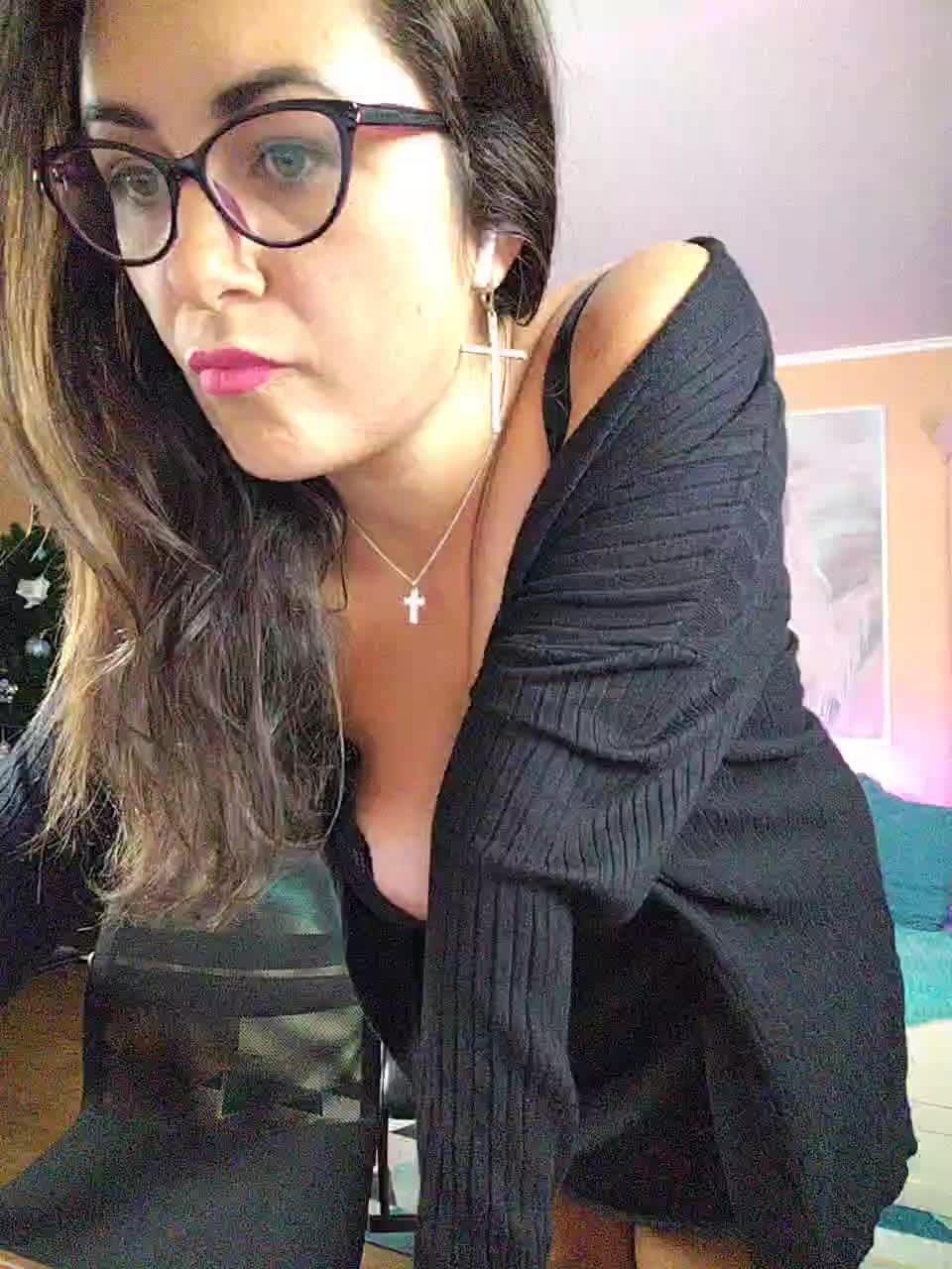 AlicaLovely Adult Chat December 23, 2025