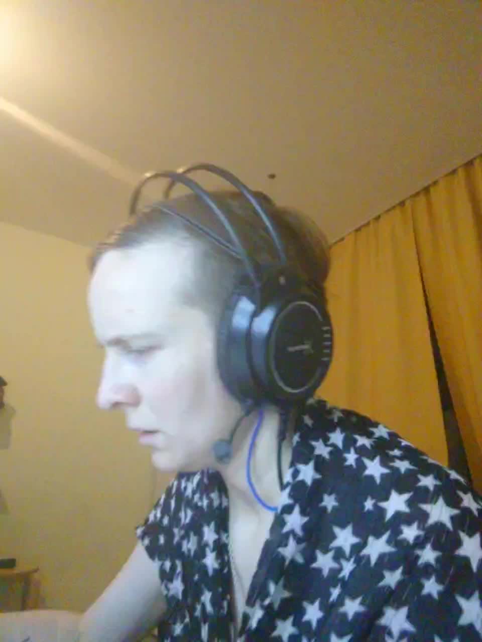 Magretta_Dering Adult Chat December 23, 2025