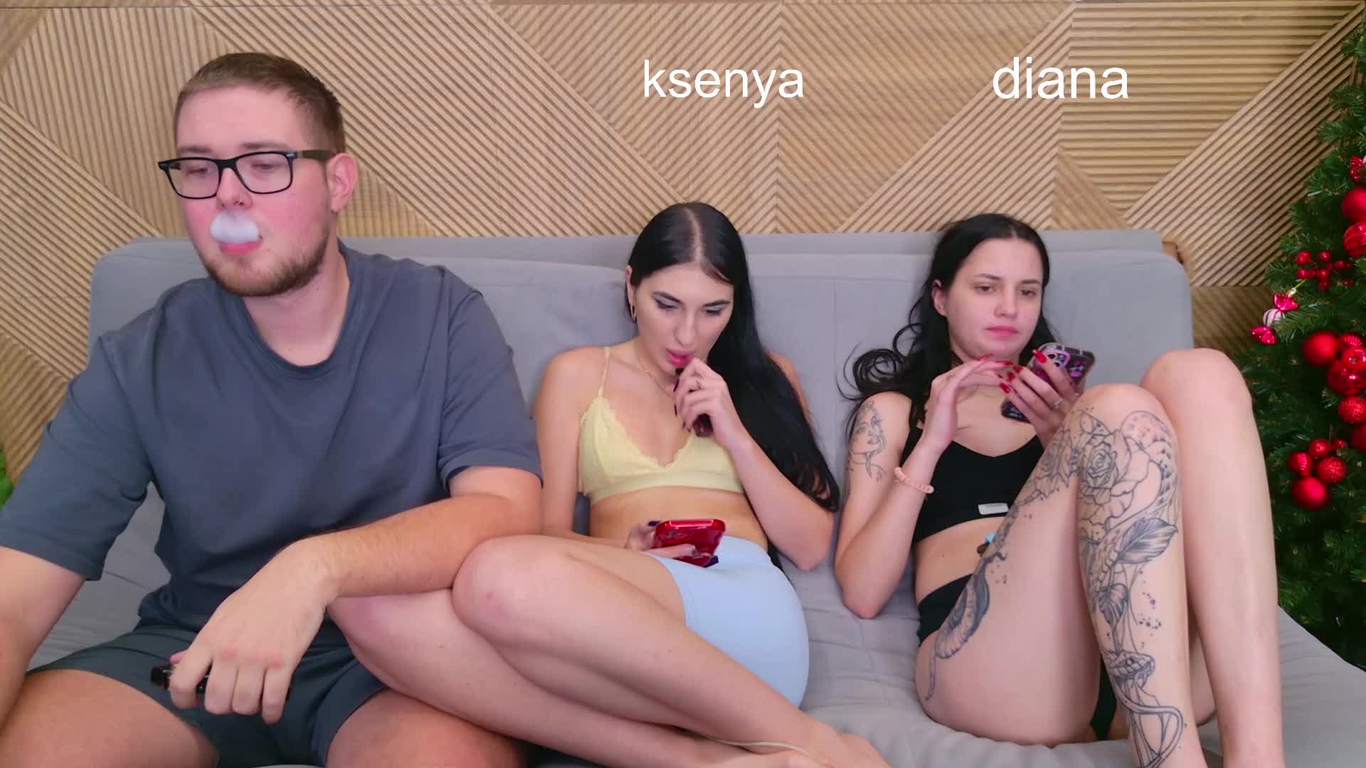 WebcamSlut Adult Chat December 23, 2025