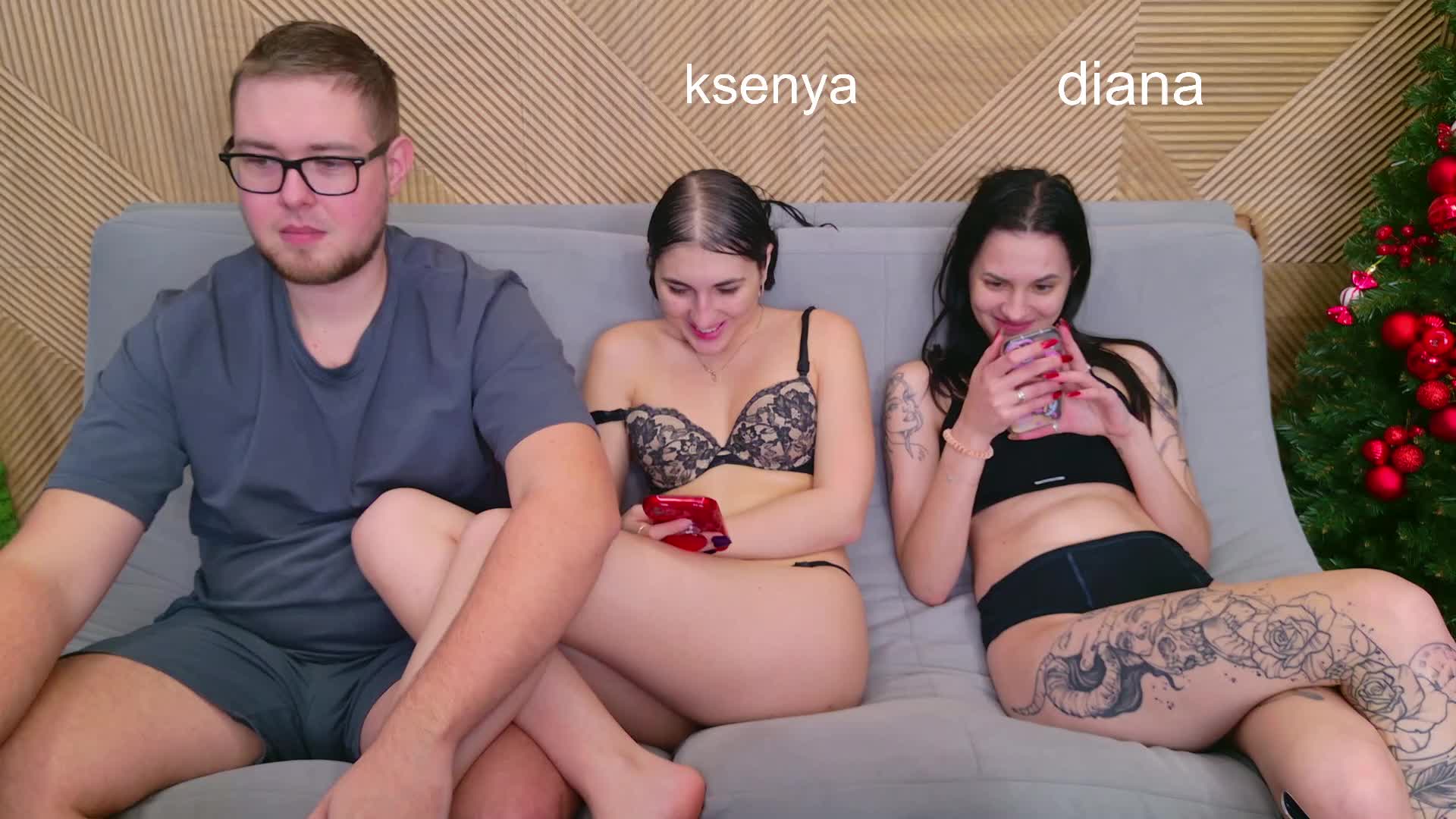 WebcamSlut Adult Chat December 23, 2025