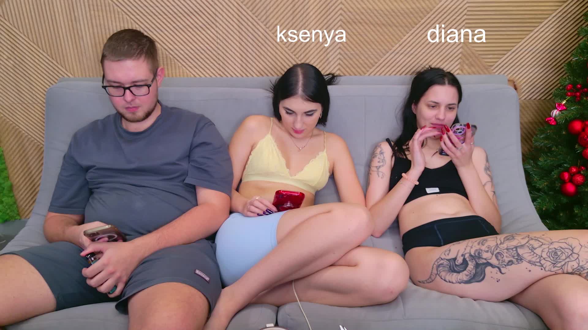 WebcamSlut Adult Chat December 23, 2025