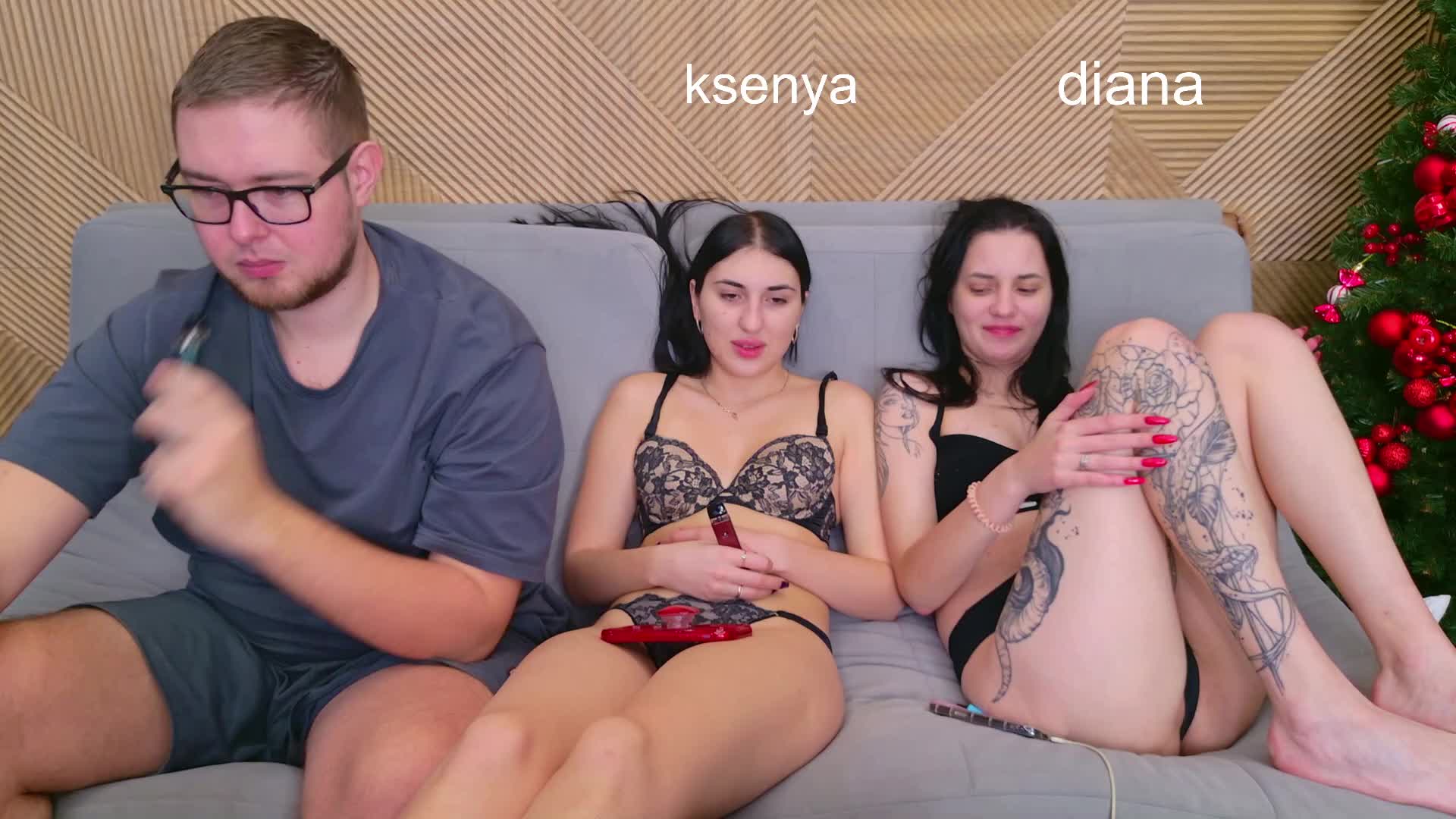 WebcamSlut Adult Chat December 23, 2025