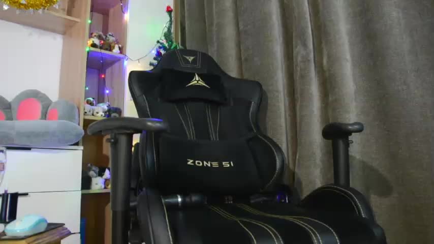 -Rii- Adult Chat December 23, 2025