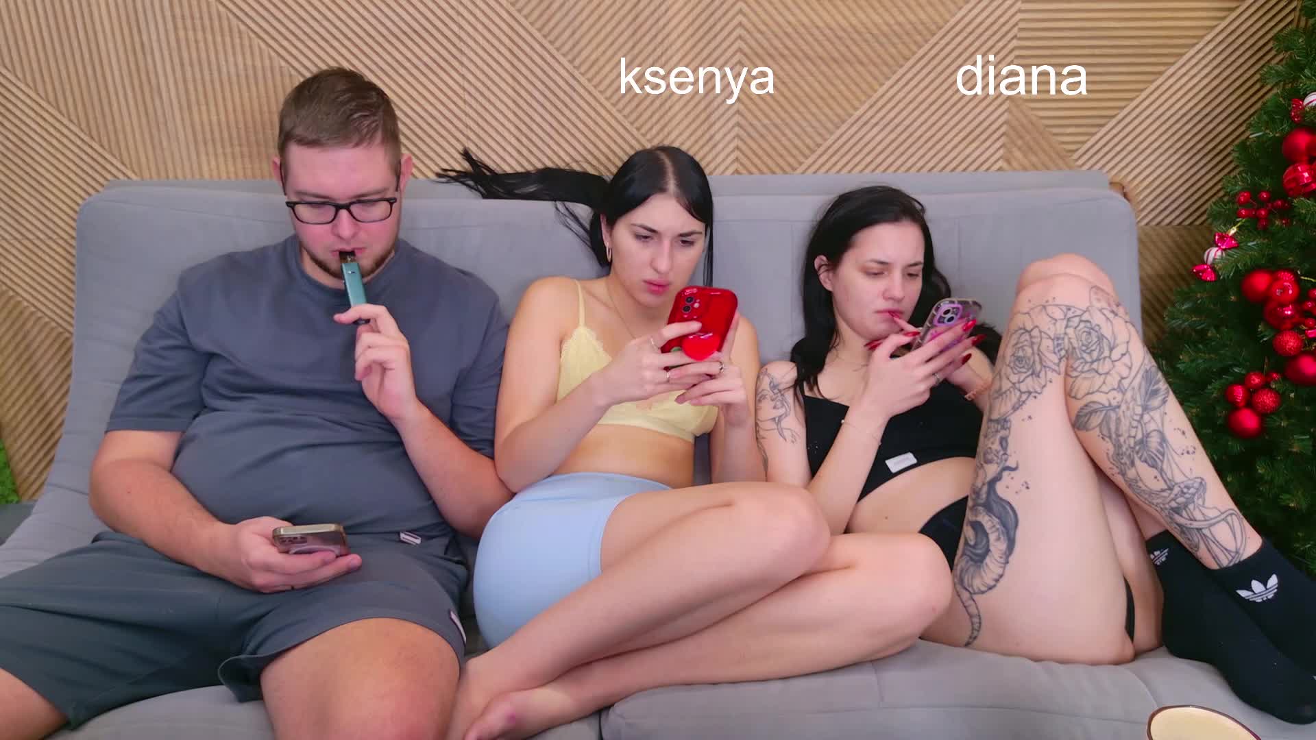 WebcamSlut Adult Chat December 24, 2025