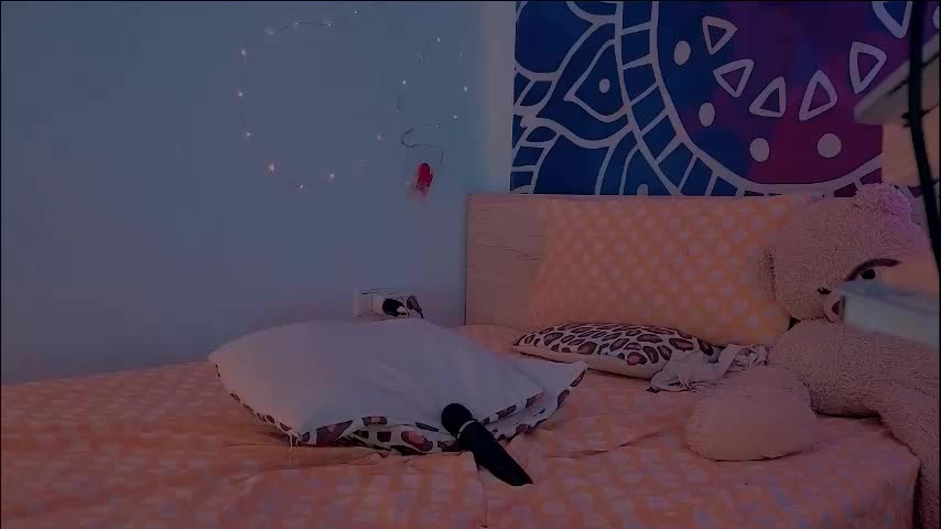 unic0rnporn Adult Chat December 24, 2025