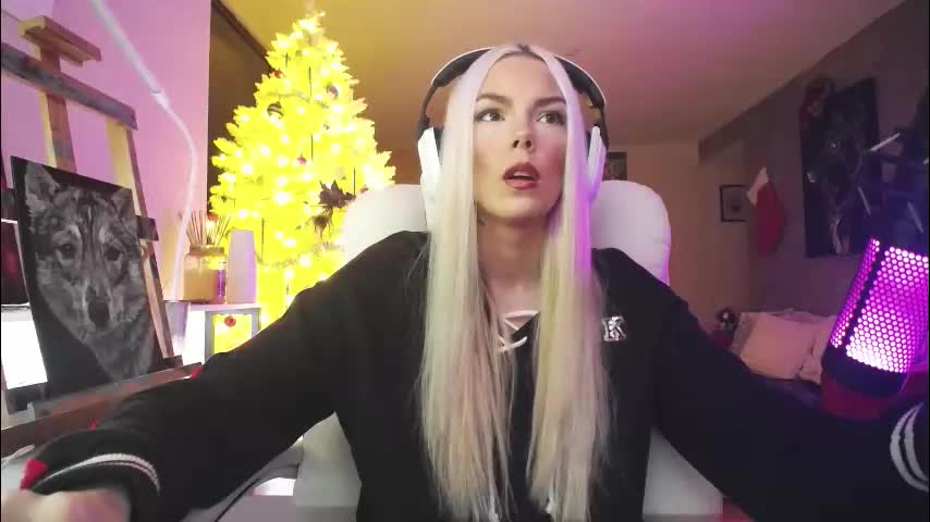 tinykylie Adult Chat December 24, 2025