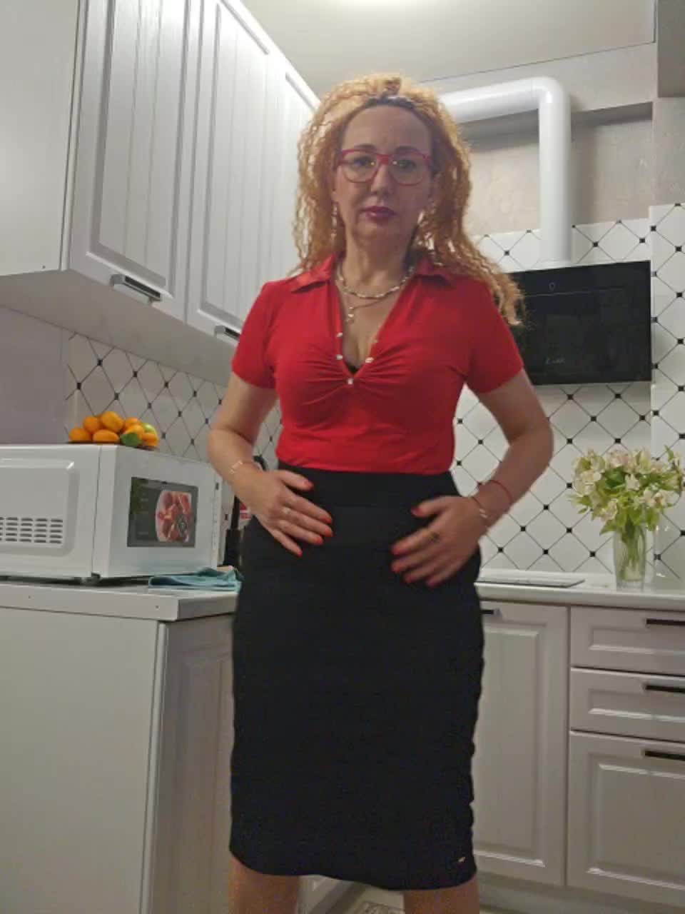 Pink-Lips Adult Chat December 24, 2025