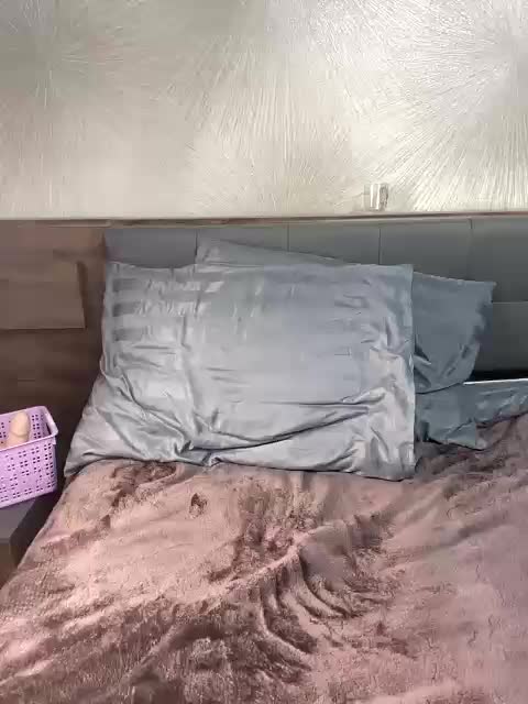 Lindseya Adult Chat December 24, 2025