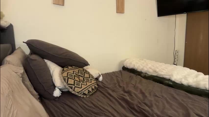 cami_calderon Adult Chat December 24, 2025