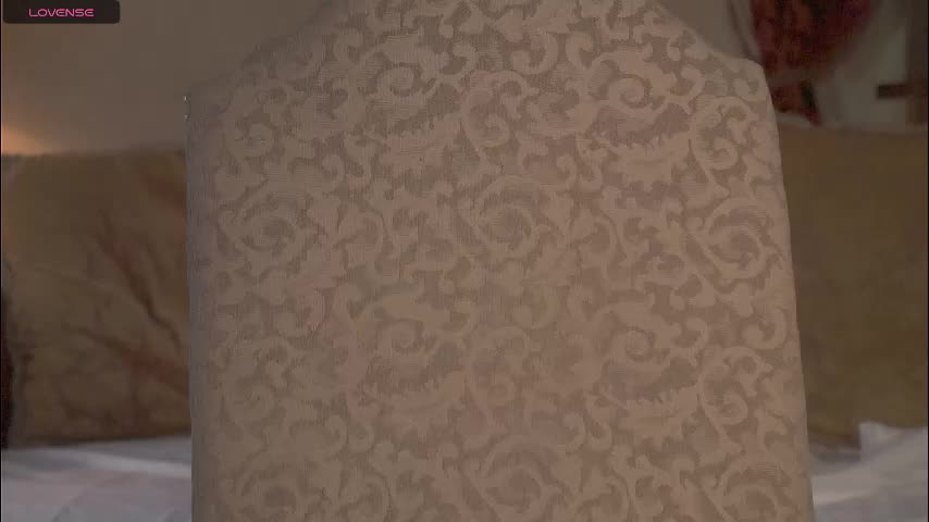 roxanelan Adult Chat December 24, 2025