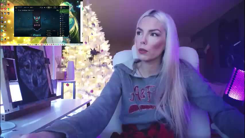 tinykylie Adult Chat December 24, 2025