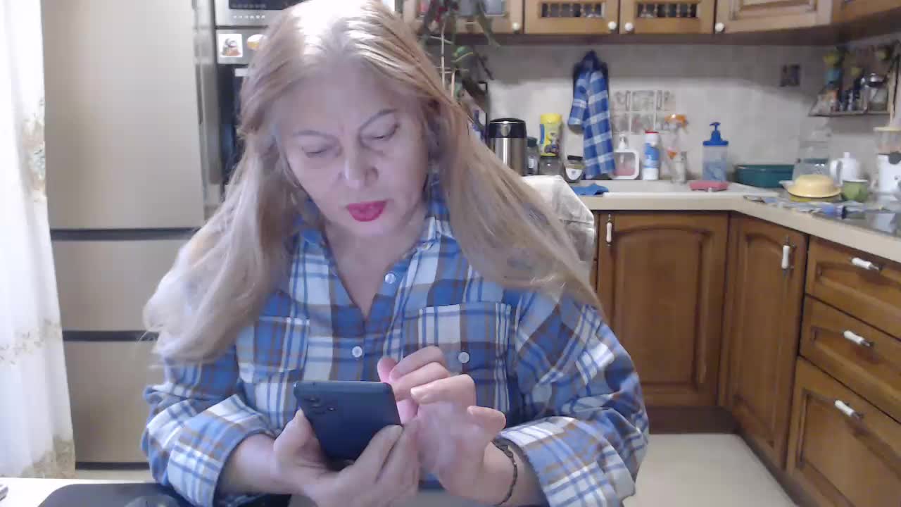 MonaMonako Adult Chat December 24, 2025