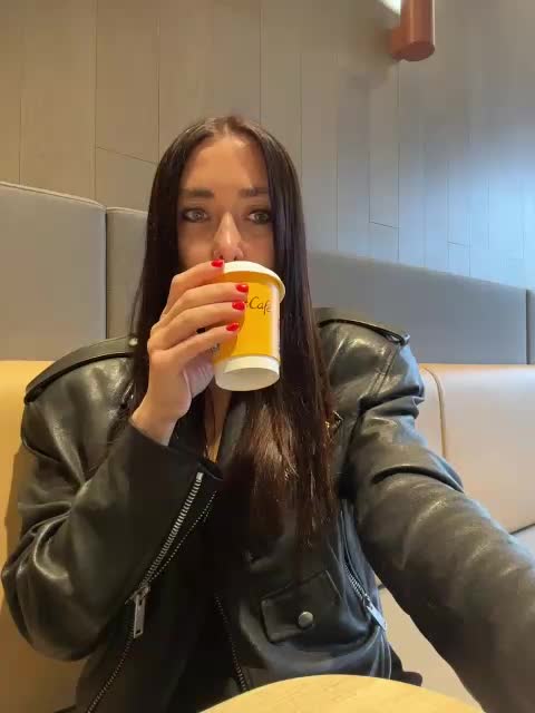 Marianna_ Adult Chat December 24, 2025