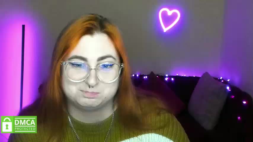 Aliciaredluv Adult Chat December 24, 2025