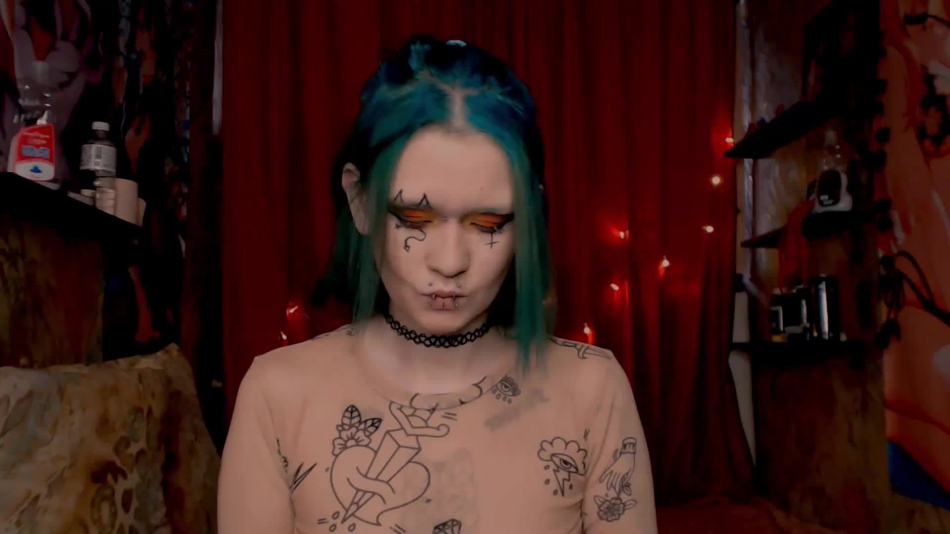 Velvet-and-Venom Adult Chat December 24, 2025