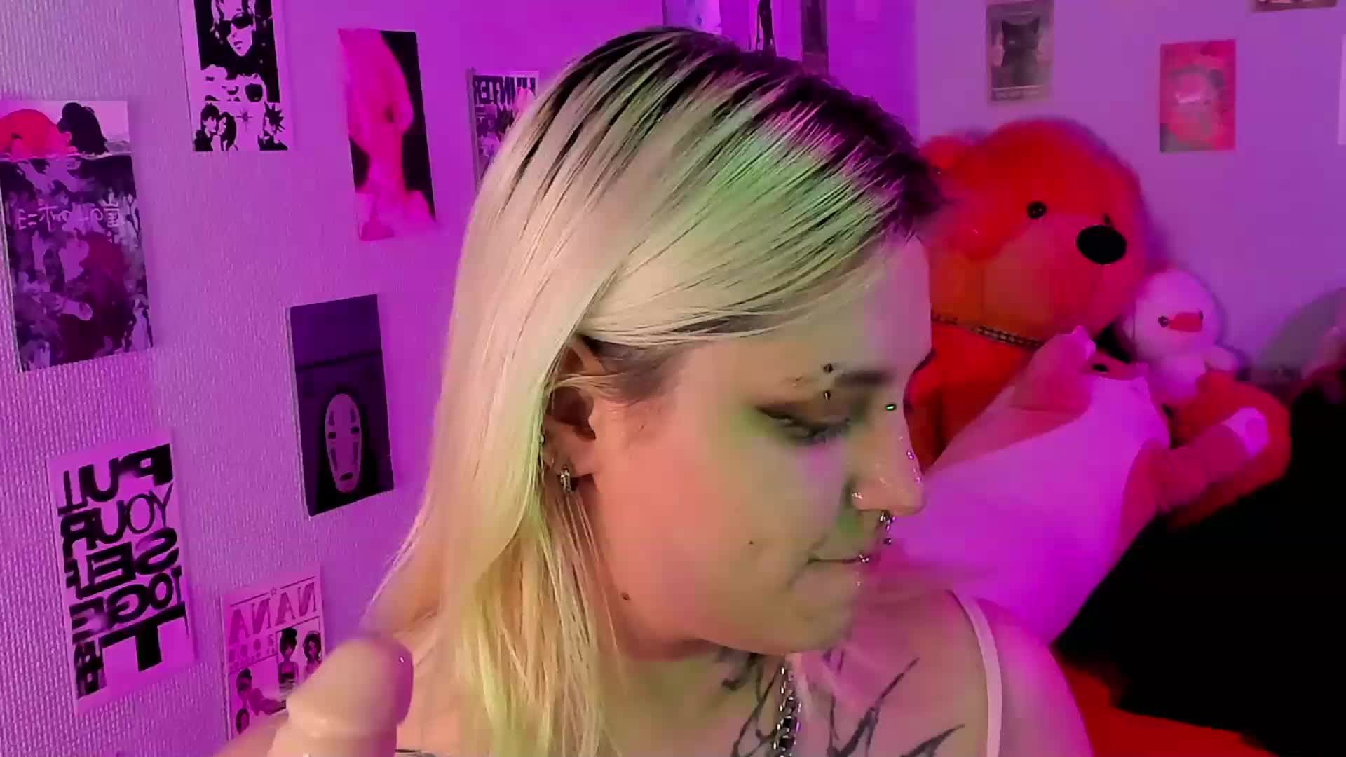 BOPOBKA-TOKEHOB Adult Chat December 24, 2025