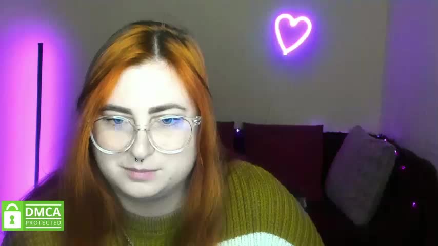 Aliciaredluv Adult Chat December 24, 2025