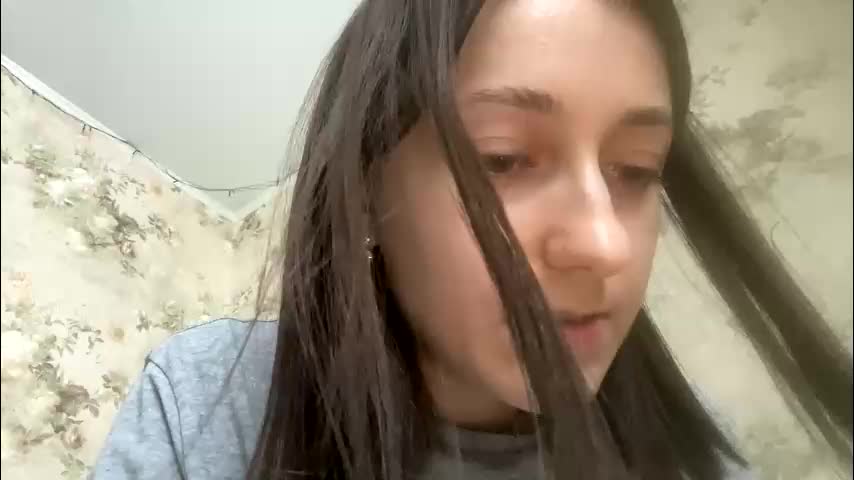 viktoria9898 Adult Chat December 24, 2025