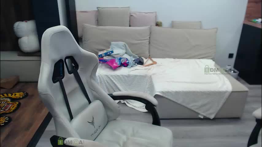 sunny1girl Adult Chat December 24, 2025