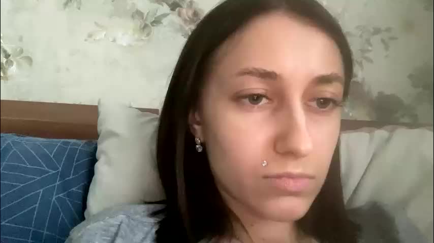 viktoria9898 Adult Chat December 24, 2025