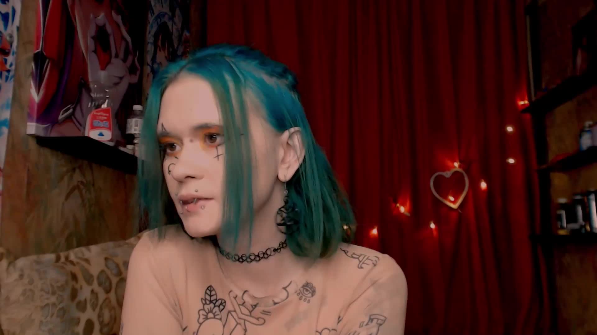 Velvet-and-Venom Adult Chat December 24, 2025