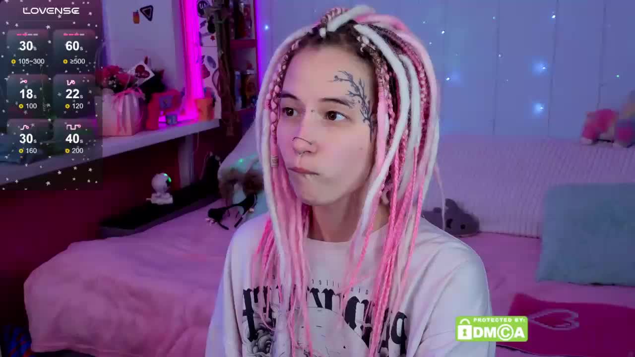 Ne_Sonia Adult Chat December 25, 2025