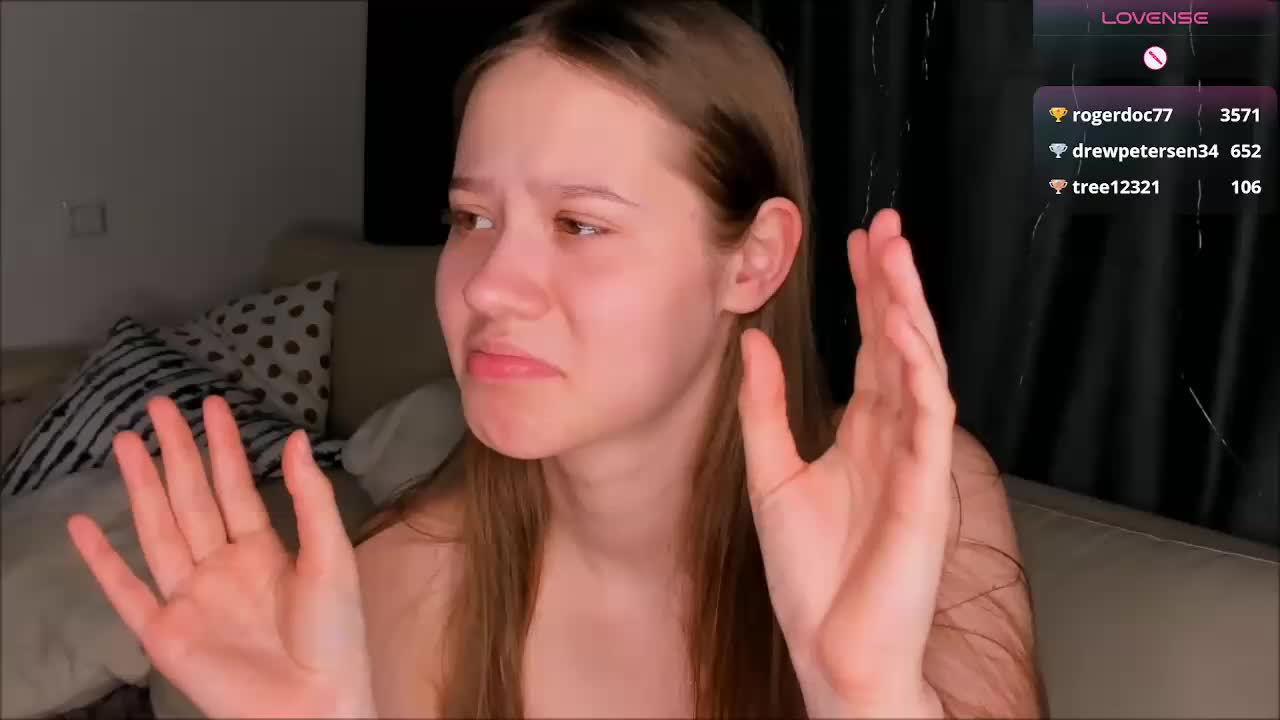 ViollaFoxxy Adult Chat December 24, 2025